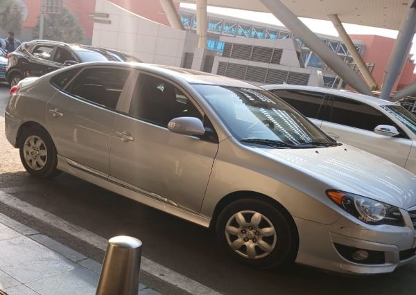 Hyundai Elantra HD 2023