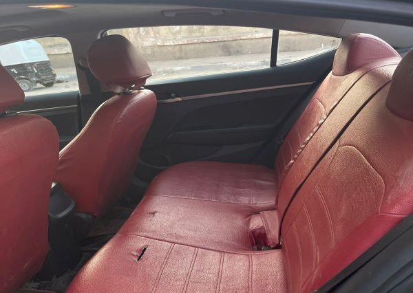 Hyundai Elantra 2019