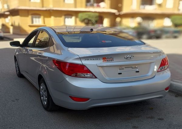 Hyundai Accent RB 2025