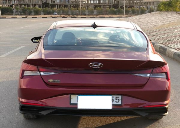 Hyundai Elantra CN7 2021