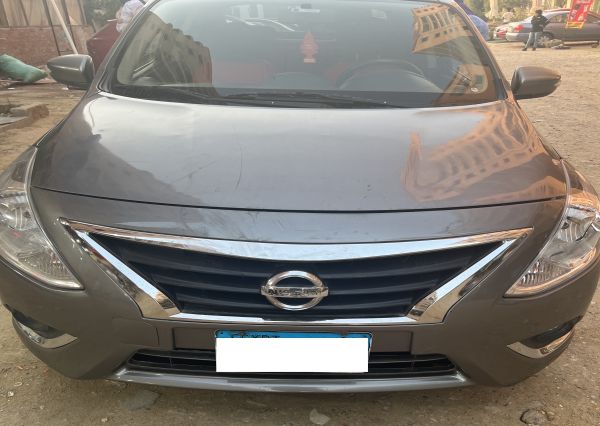 Nissan Sunny 2022