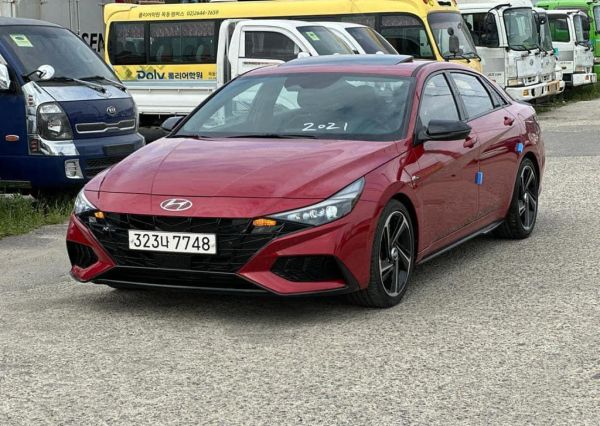 Hyundai Elantra CN7 2021