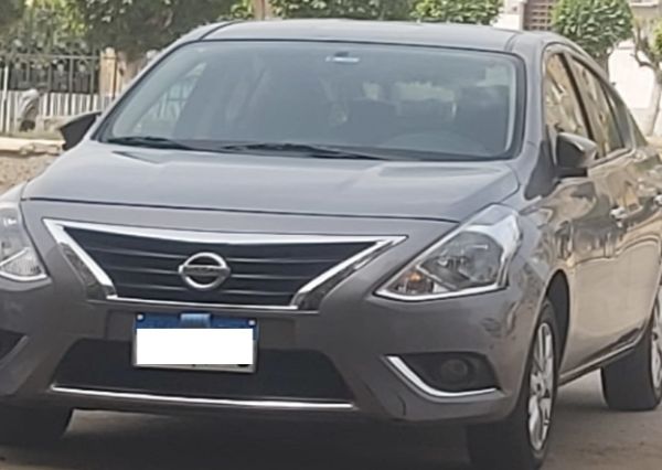 Nissan Sunny 2021