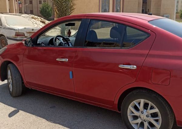 Nissan Sunny 2024