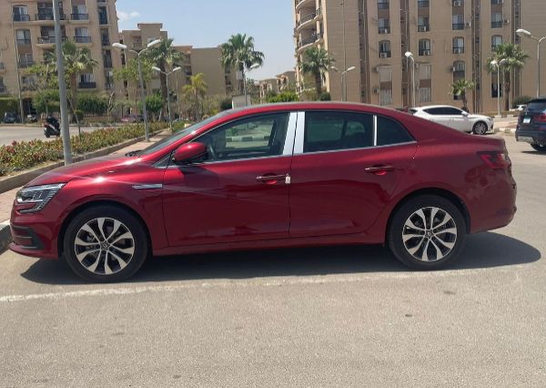 رينو ميجان 2022