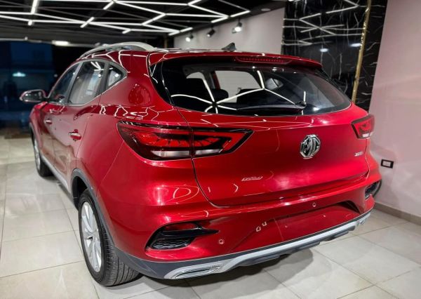 إم جي زد اس 2025