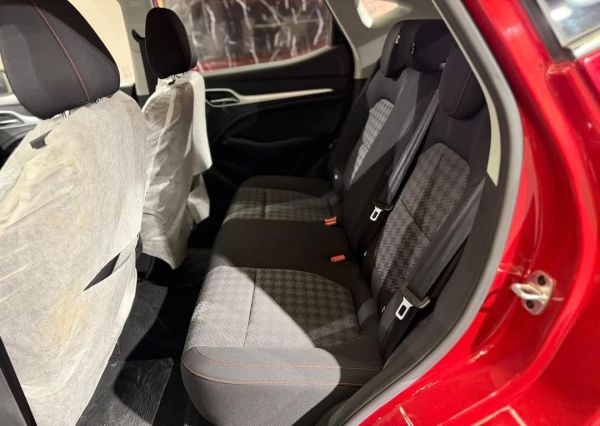 إم جي زد اس 2025