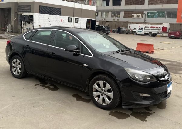 Opel Astra 2021