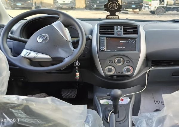 Nissan Sunny 2024
