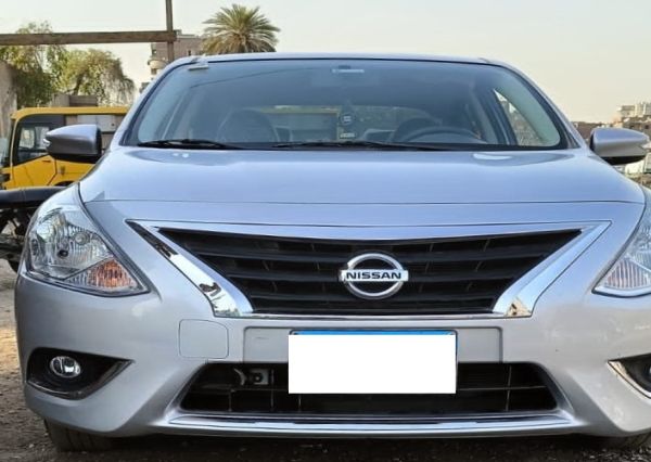 Nissan Sunny 2024