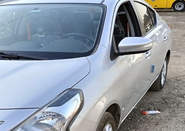 Nissan Sunny 2024