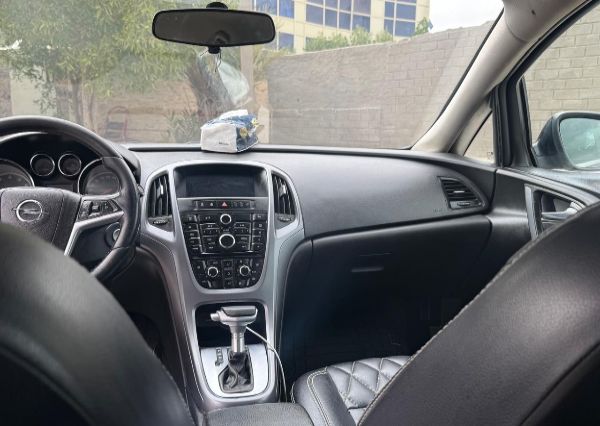Opel Astra 2021