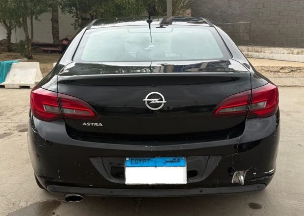 Opel Astra 2021