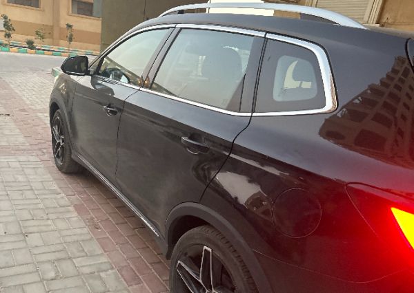 إم جي ار اكس 5 2024