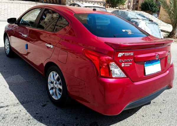 Nissan Sunny 2024