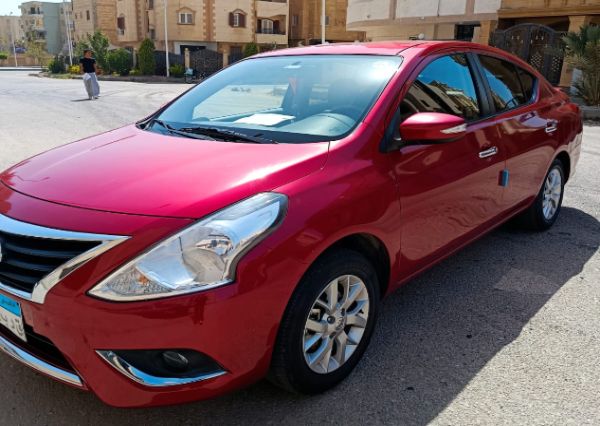 Nissan Sunny 2024