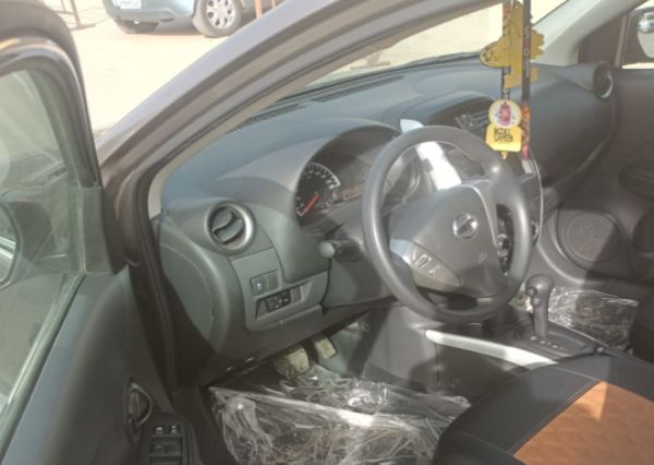 Nissan Sunny 2025