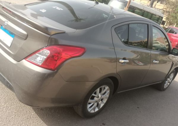Nissan Sunny 2025