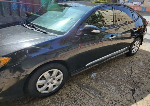 Hyundai Elantra HD 2023