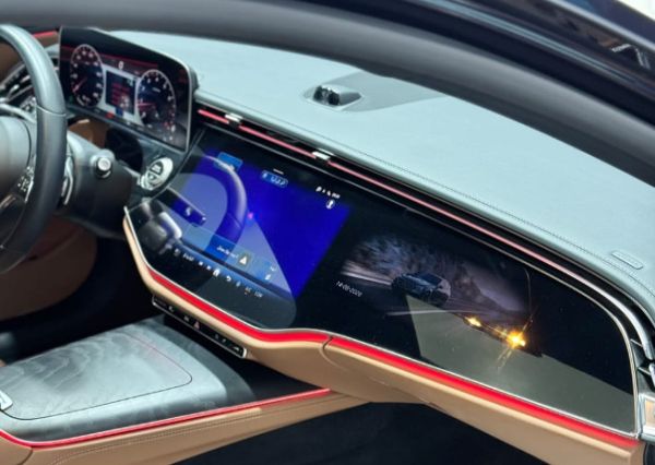 Mercedes E 200 2025