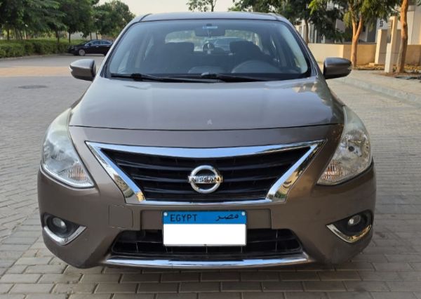 Nissan Sunny 2021