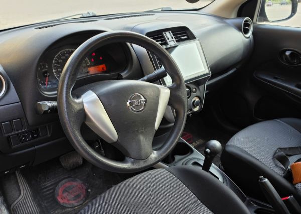 Nissan Sunny 2021