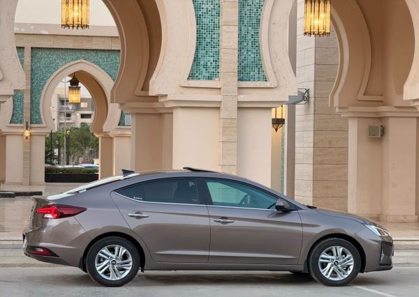 Hyundai Elantra AD 2027