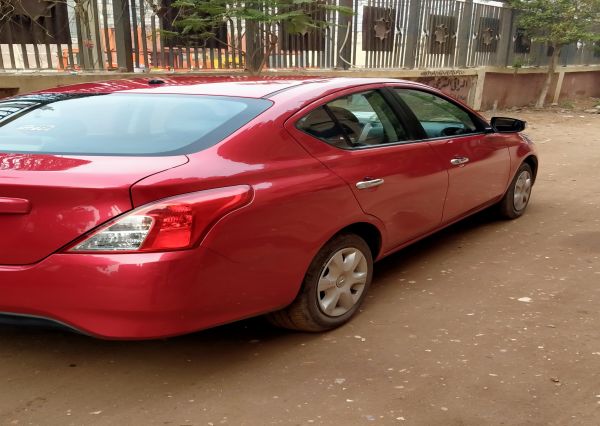 Nissan Sunny 2020