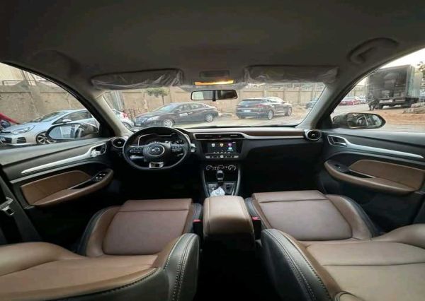 MG ZS 2024
